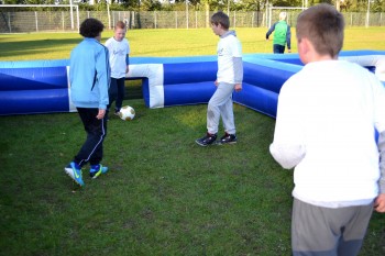 Voetbalclinic (Foto: Lenus van der Broek)