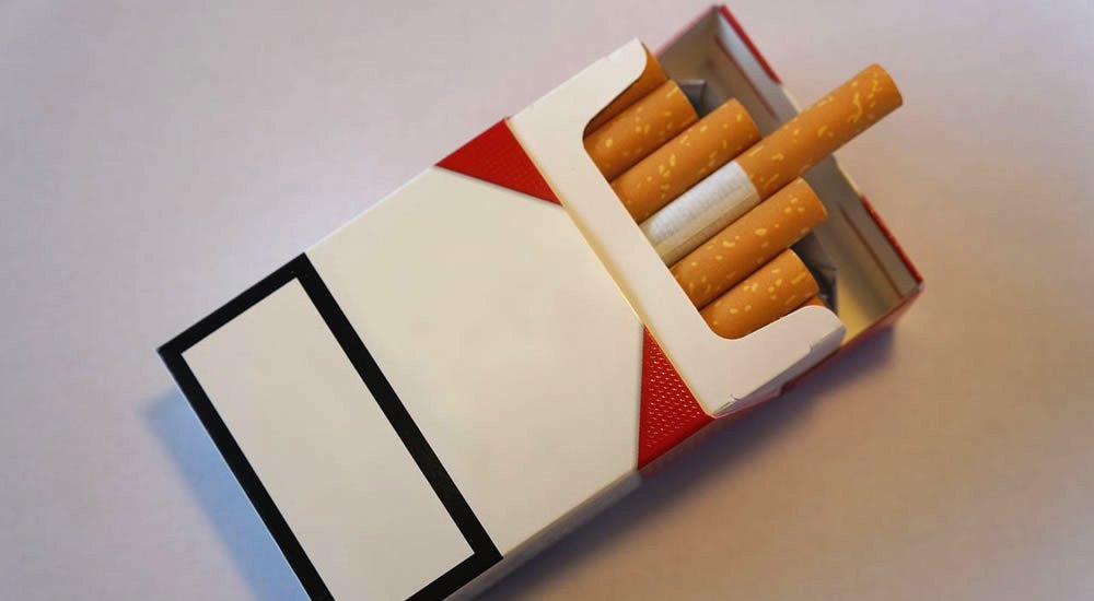 Blanco sigarettenpakjes