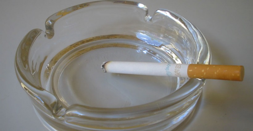Sigaret in asbak